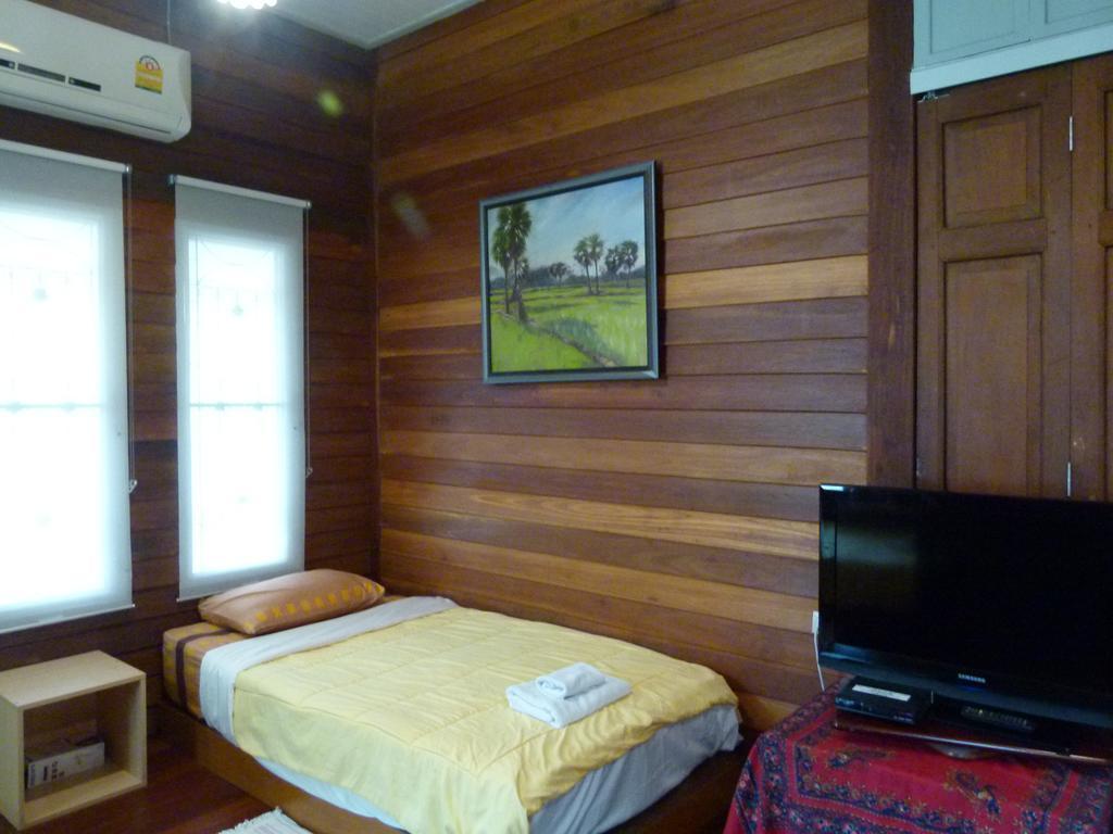 Ban Boonchu Bed & Breakfast Phra Nakhon Si Ayutthaya Exterior photo