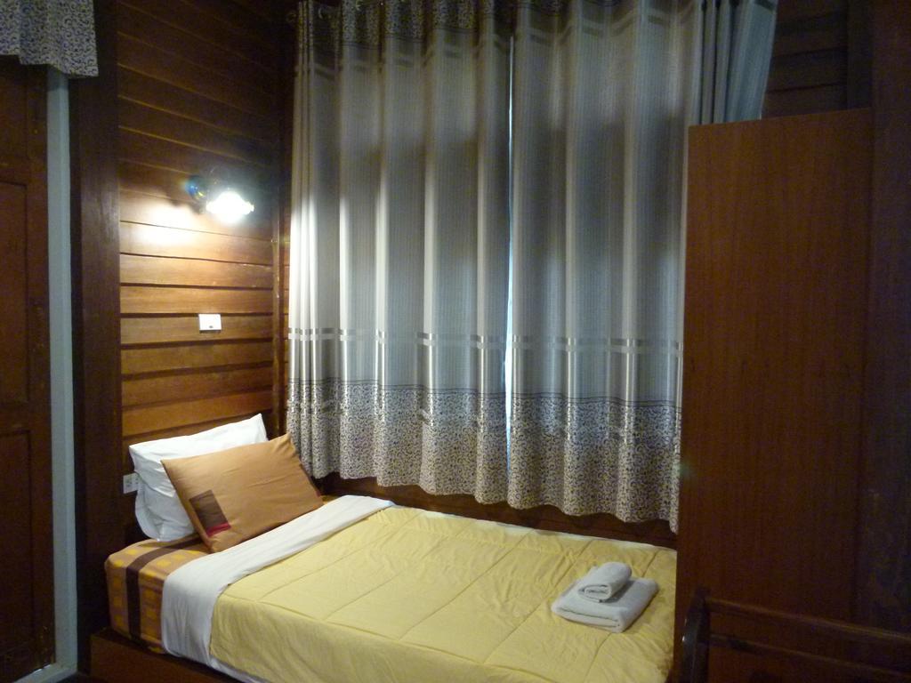 Ban Boonchu Bed & Breakfast Phra Nakhon Si Ayutthaya Exterior photo
